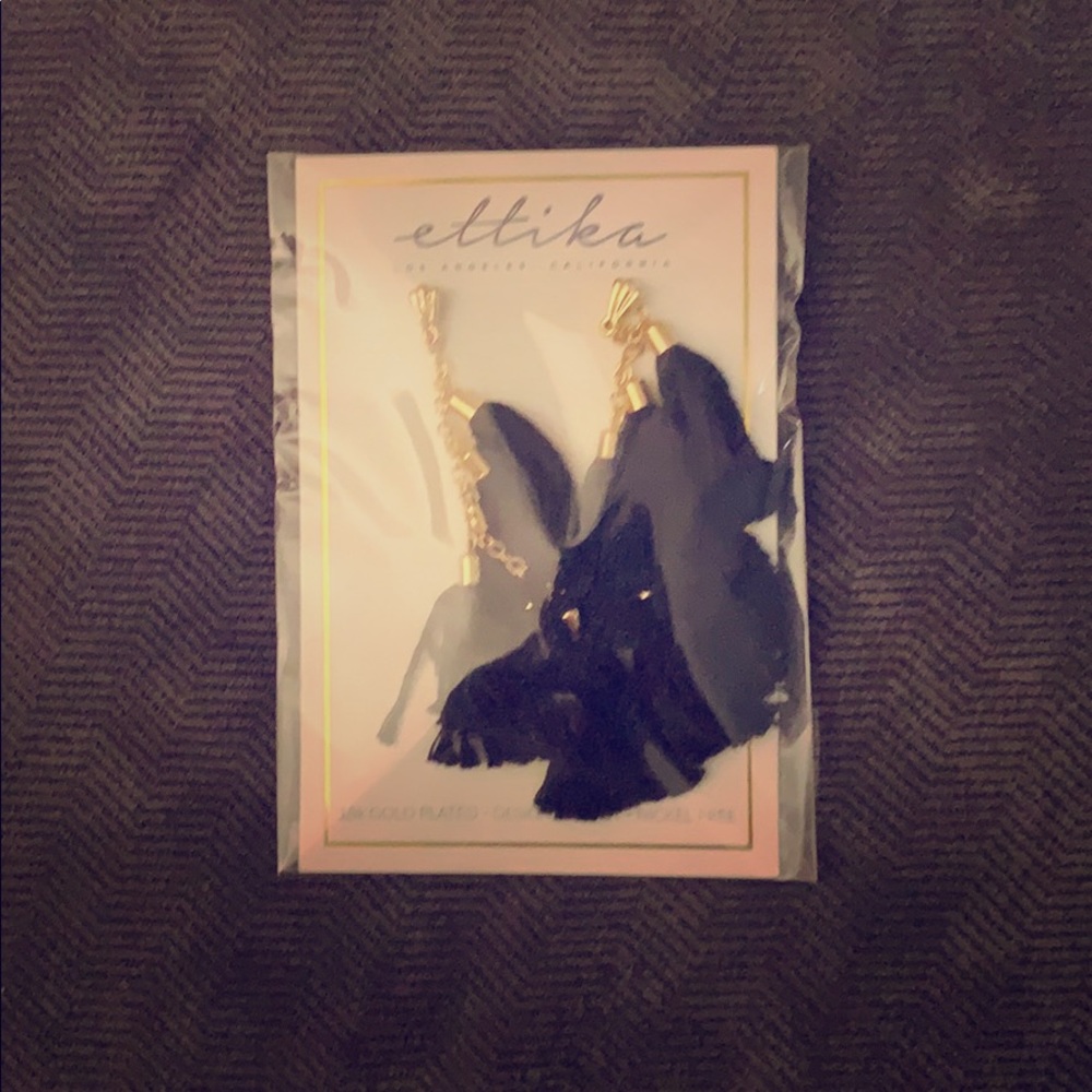 Time to Tassel Earrings in Black and Gold